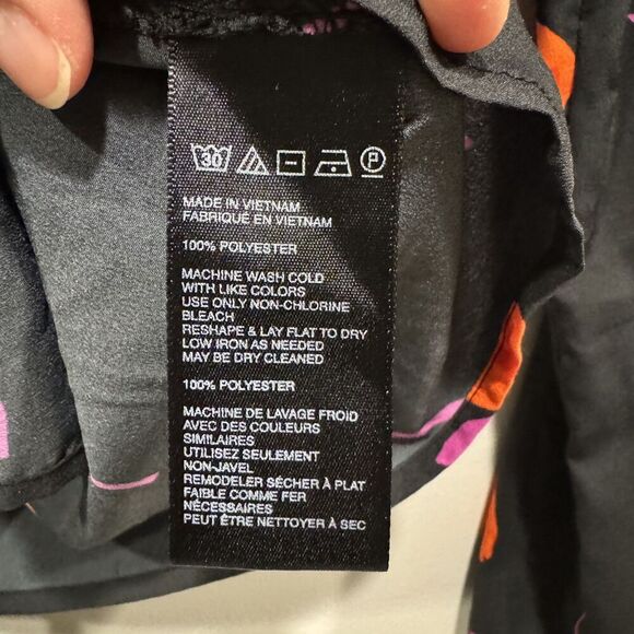 Urban Outfitters Blouse Galina Floral Tie Front Open Top Black Womens sz Medium - Picture 7 of 11